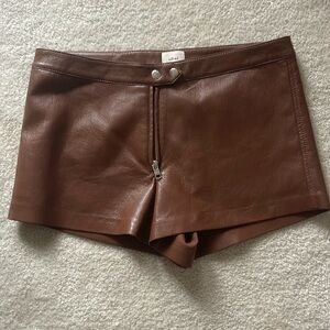 Aritzia Wilfred Erde microshort shorts